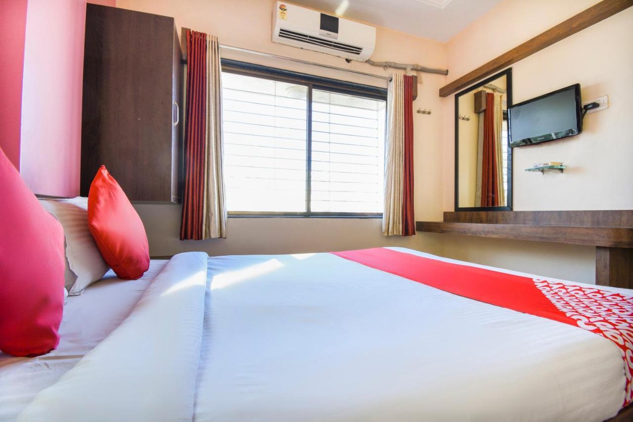 Sai Palkhi Hotel Ширди Екстериор снимка