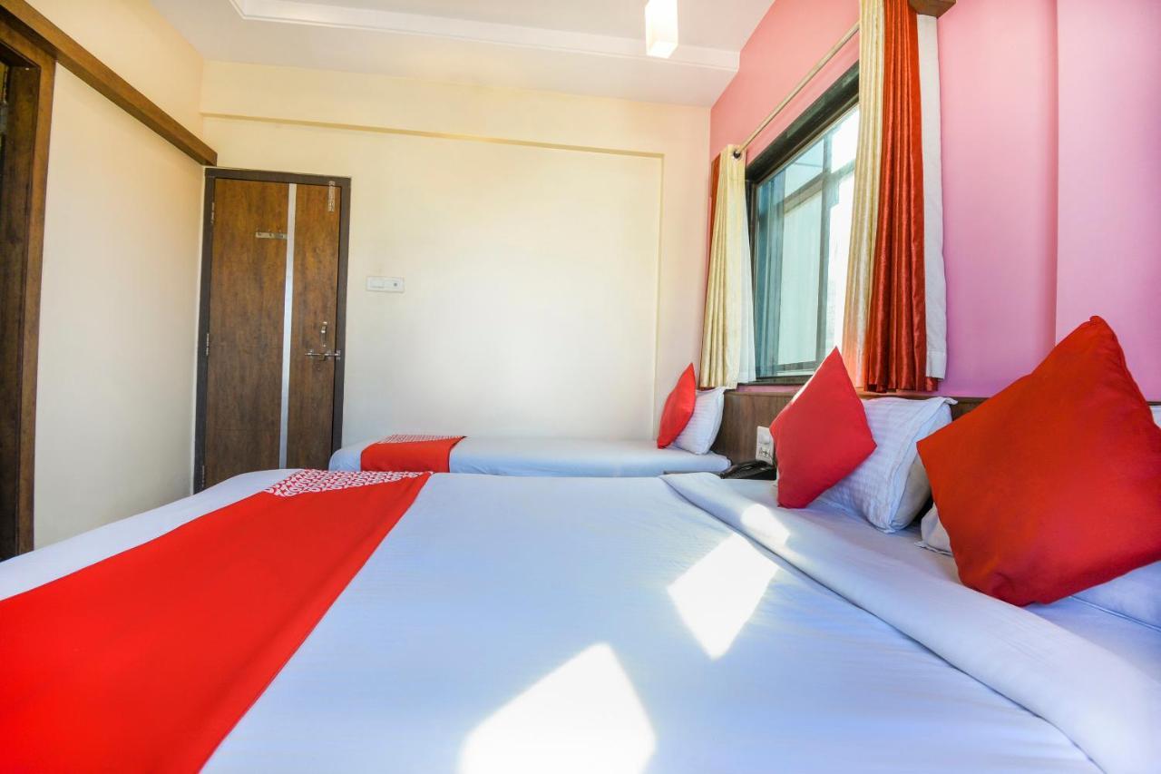 Sai Palkhi Hotel Ширди Екстериор снимка