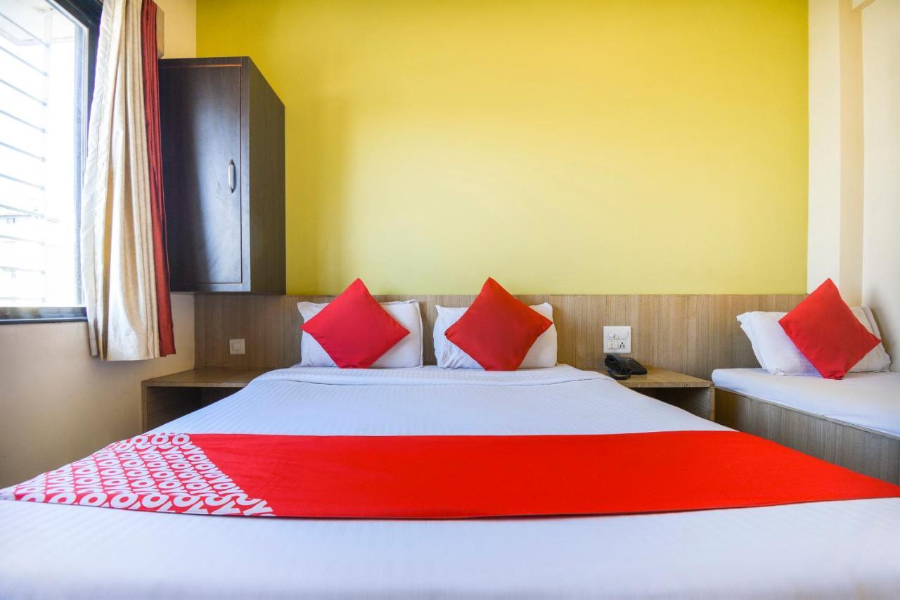 Sai Palkhi Hotel Ширди Екстериор снимка